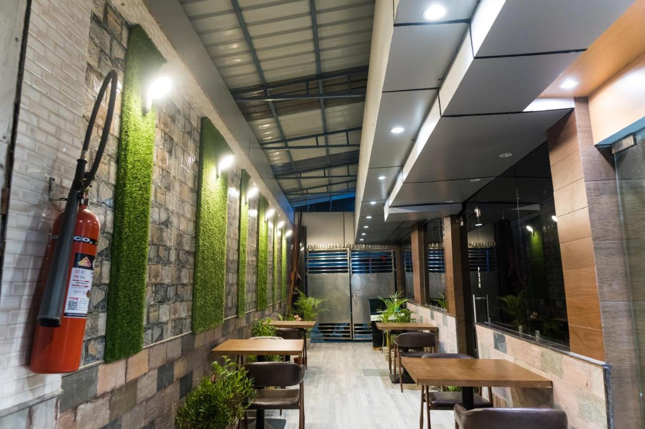 The Avenue Hotel Ballygunge Calcutá Exterior foto
