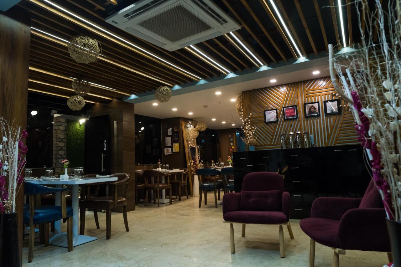 The Avenue Hotel Ballygunge Calcutá Exterior foto