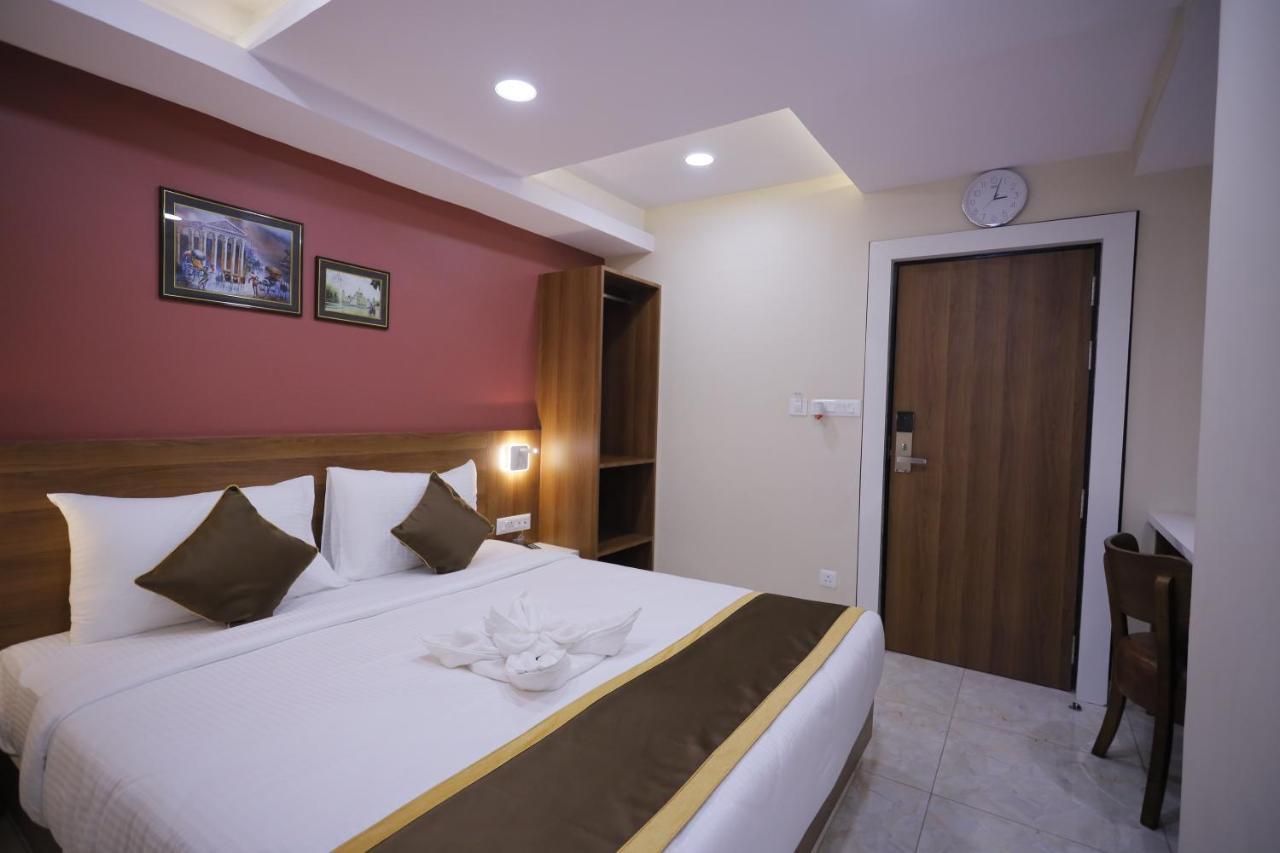 The Avenue Hotel Ballygunge Calcutá Exterior foto